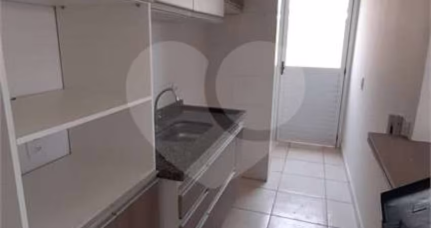 Apartamento térreo para venda no condomínio Crystal Palace.