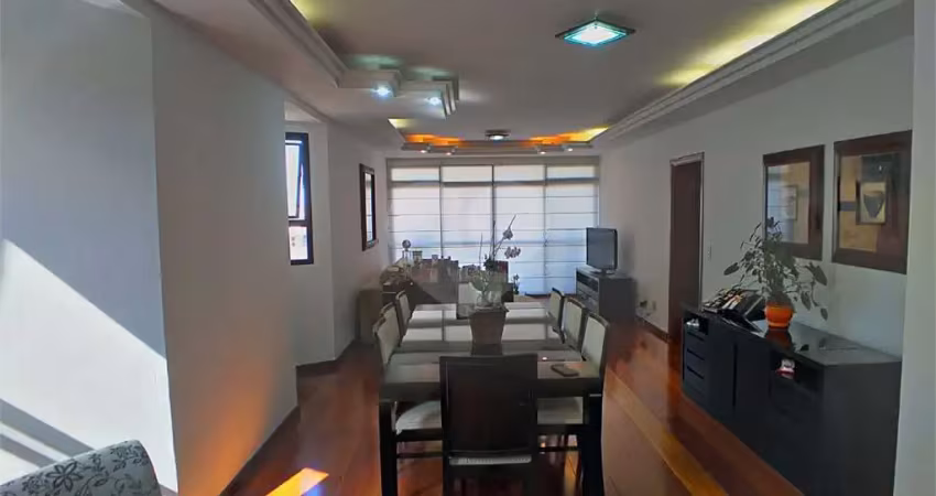 Apartamento no Edíficio Alexandre Previeiro
