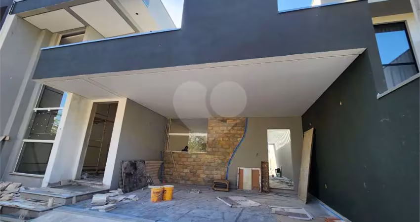 Casa  à venda com 3 quartos, sendo 3 suítes,  no condomínio faixa azul, são carlos - sp