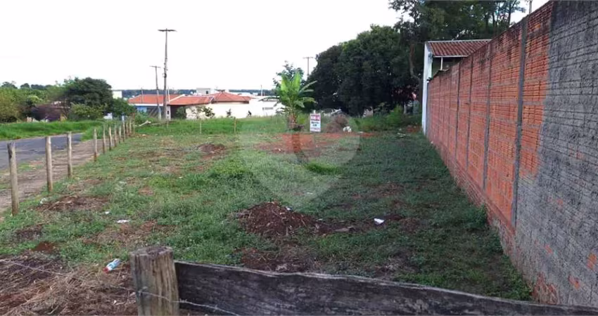 Terreno com 441 m² de área total no jardim munique.