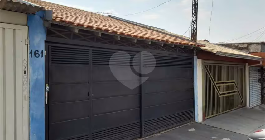 Casa com 2 quartos à venda na Rua Antônio Gigliote, Jardim Tangará, São Carlos