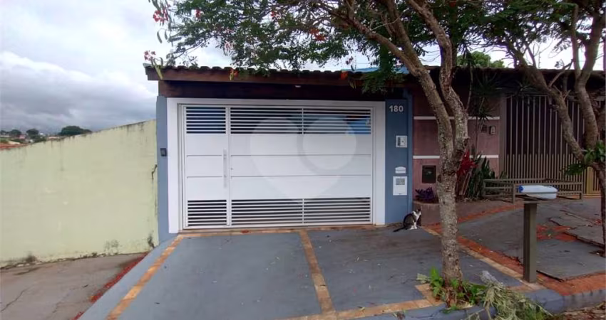 Ótima Casa à Venda no Bairro Azulville – São Carlos/SP