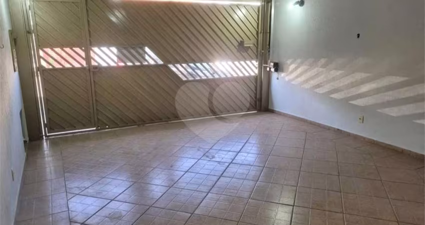 Casa à venda no bairro Romeu Tortorelli-São Carlos/SP