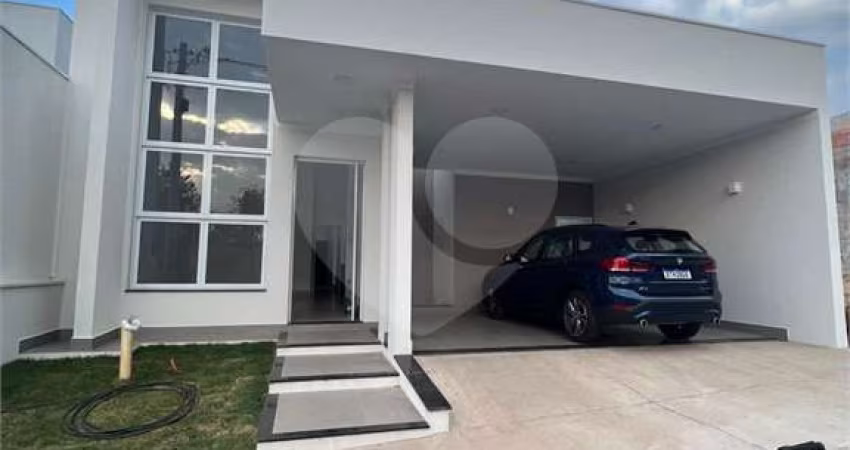 Casa à venda no condomínio Faixa Azul
