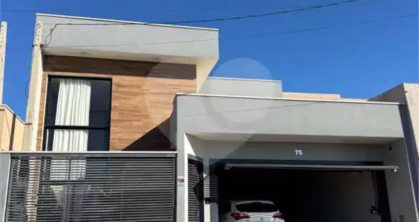 Casa à Venda no Bairro Santa Júlia – Ampla, Moderna e Bem Localizada