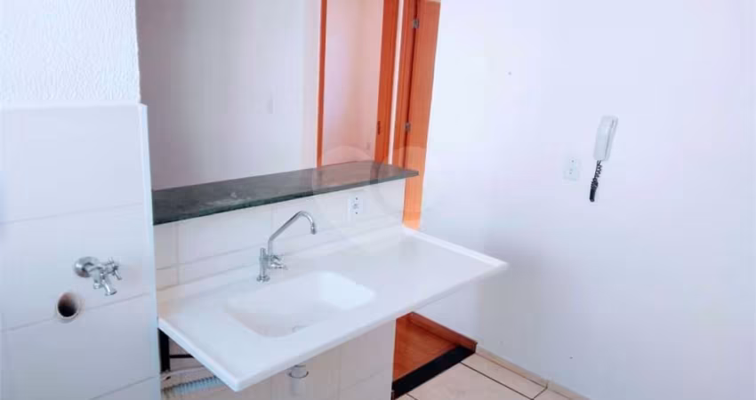 Apartamento no Condomínio Residencial Monte Everest