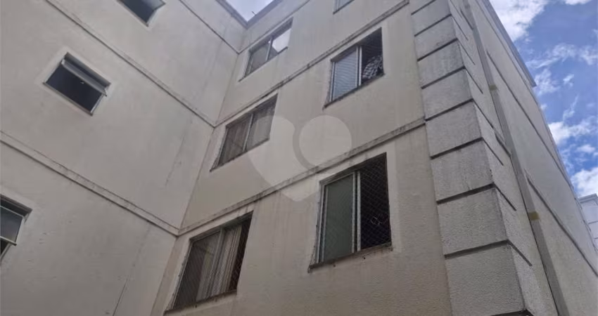 Apartamento à Venda no Condomínio Mont Everest