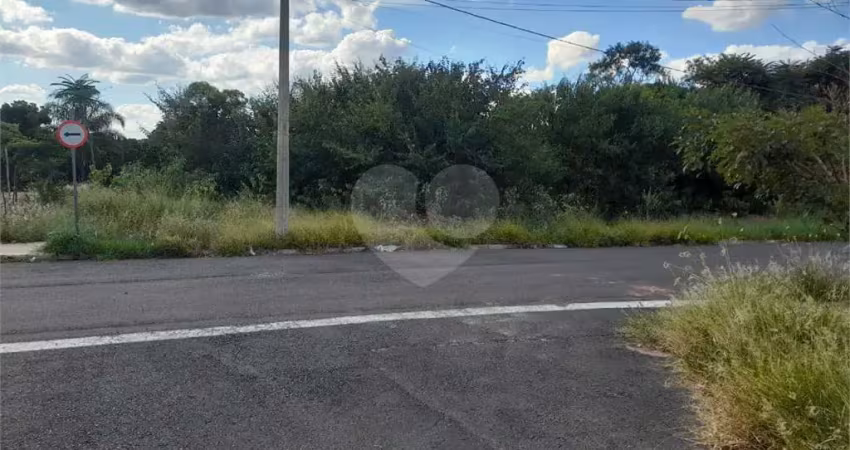 Terreno à venda na Rua José Roberto da Silva Jota Ribeiro, 21, Parque dos Flamboyant, São Carlos