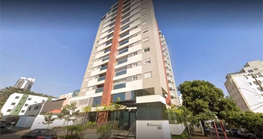 Apto 94m² próximo à Santa Casa