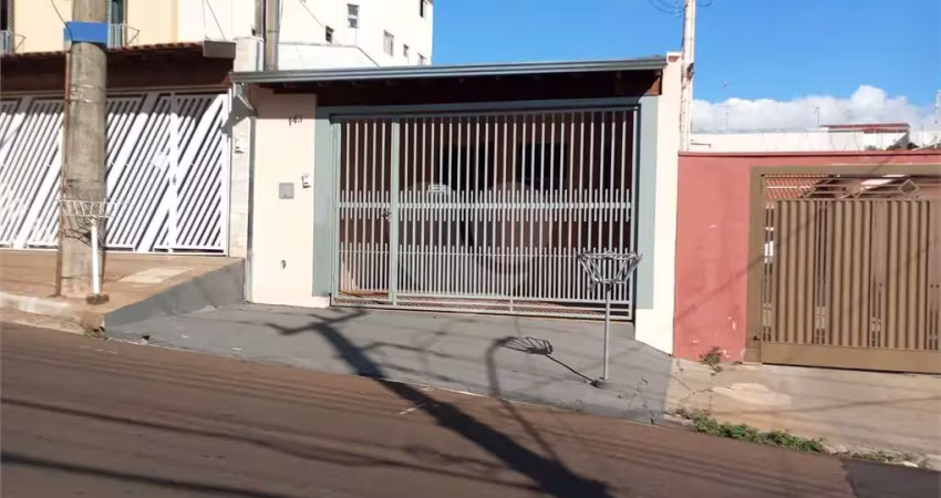 Casa à venda com 3 quartos, sendo 1 suíte,  em cidade jardim, são carlos - sp