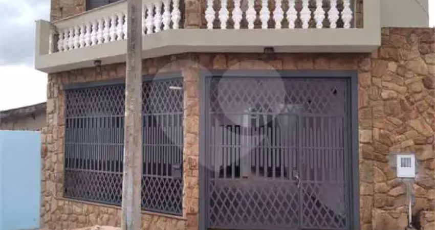 Casa à venda com 3 quartos, sendo 1 suíte,  em jardim medeiros, são carlos - sp