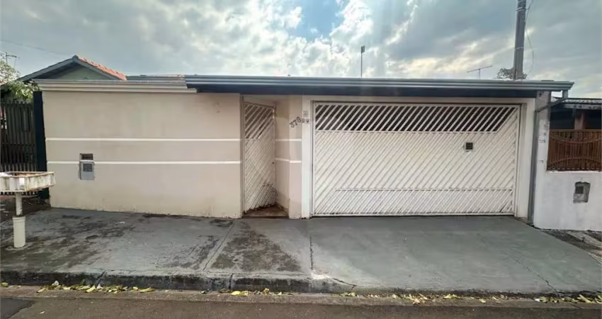 Casa à venda com 2 quartos em residencial deputado josé zavaglia, são carlos - sp