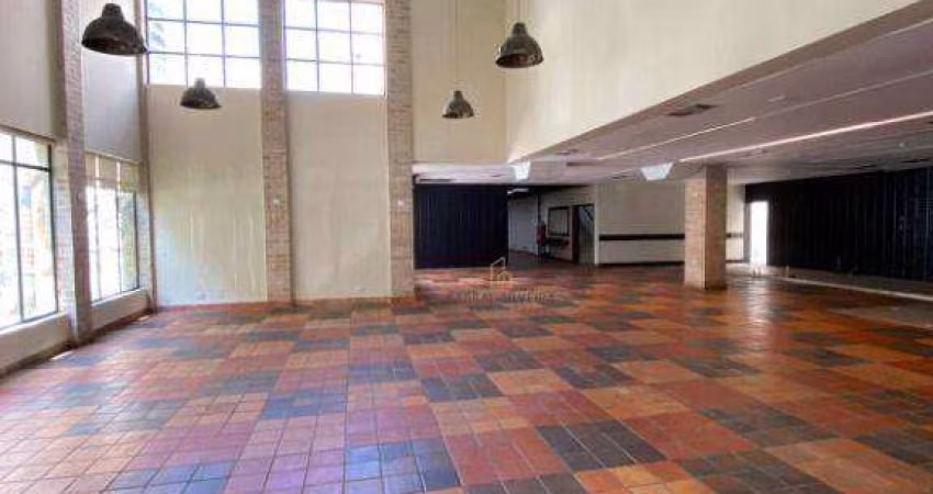 Loja para alugar, 1863 m² por R$ 167.591,12/mês - Moema - São Paulo/SP