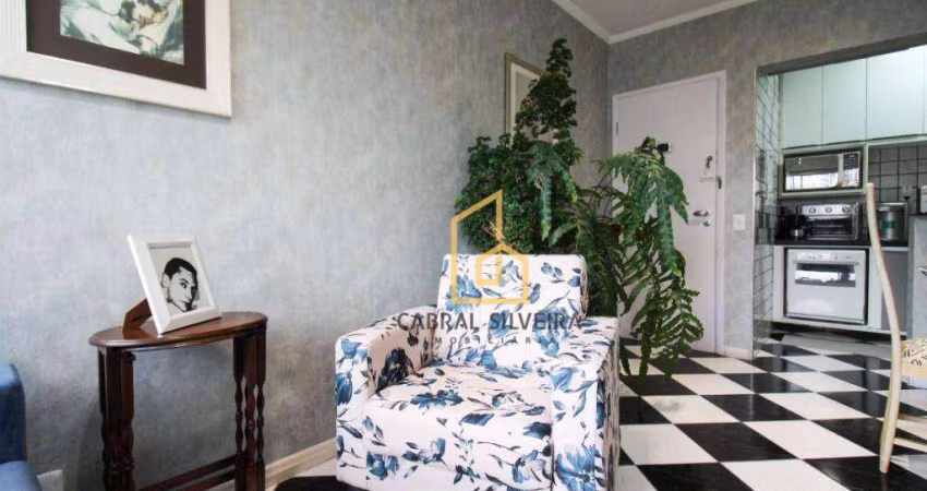 Apartamento com 2 dormitórios à venda, 62 m² por R$ 790.000,00 - Moema - São Paulo/SP