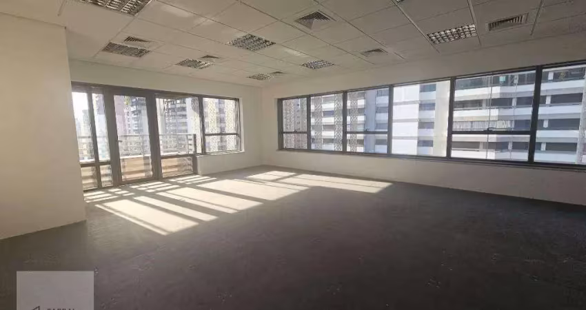 Sala comercial com 32 salas para alugar na Avenida Rouxinol, 300, Moema, São Paulo