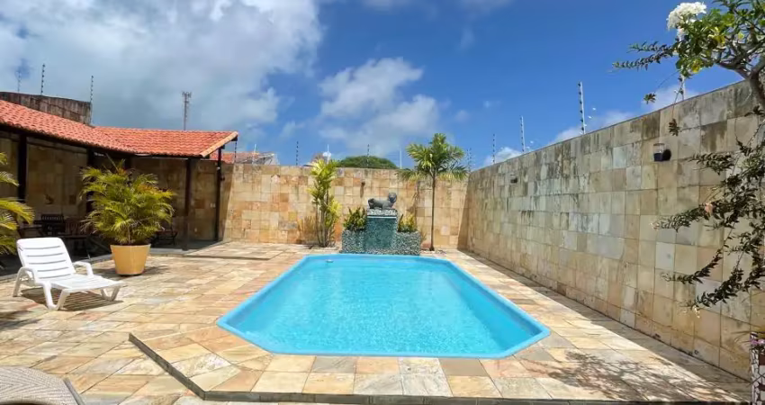 Linda casa com 300m² com 3 quartos e piscina em capim macio natal rn