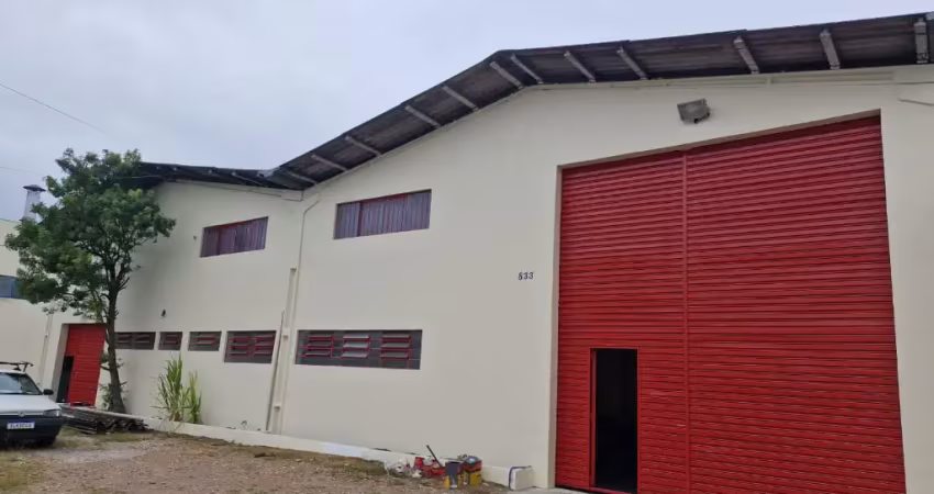 Barracão / Galpão / Depósito com 2 salas para alugar no Emiliano Perneta, Pinhais 