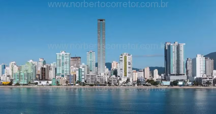 Apartamento à venda na Avenida Nereu Ramos, 3096, Meia Praia, Itapema
