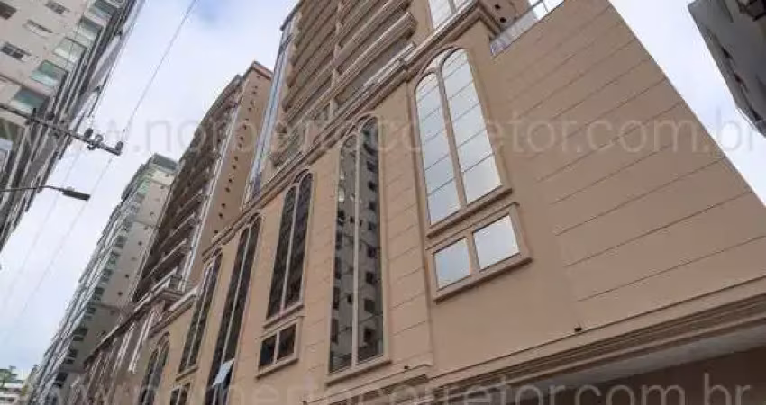 Apartamento à venda na R.216, 155, Meia Praia, Itapema