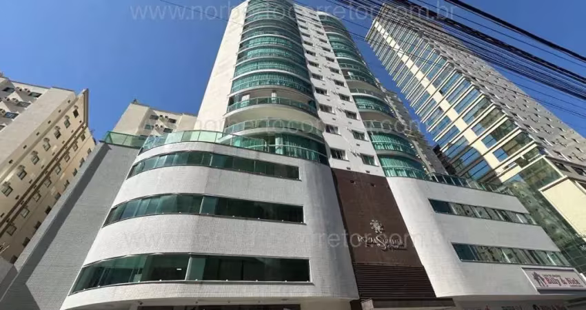 Apartamento à venda na Rua 234, 275, Meia Praia, Itapema