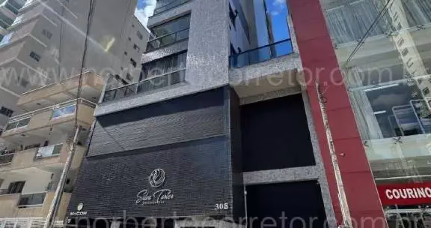 Apartamento à venda na Rua 303, 299, Meia Praia, Itapema
