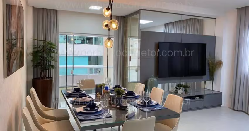 Apartamento com 3 quartos à venda na Rua 268, 388, Meia Praia, Itapema