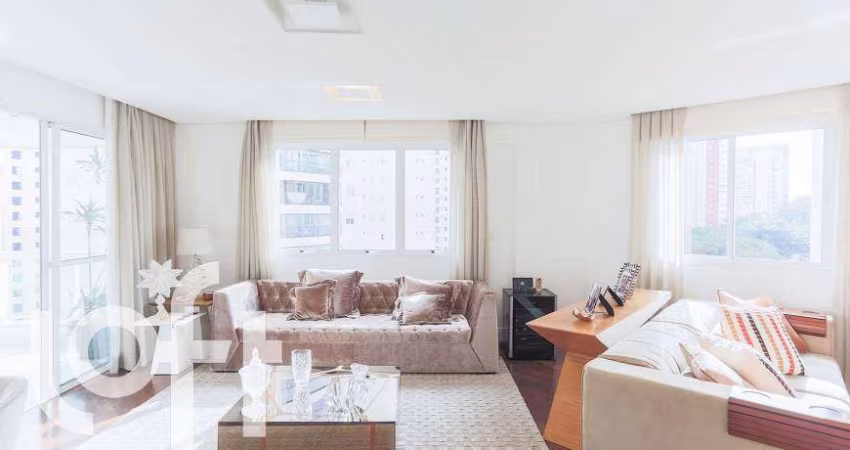 Apartamento à venda com 144m², 3 quartos e 3 vagas
