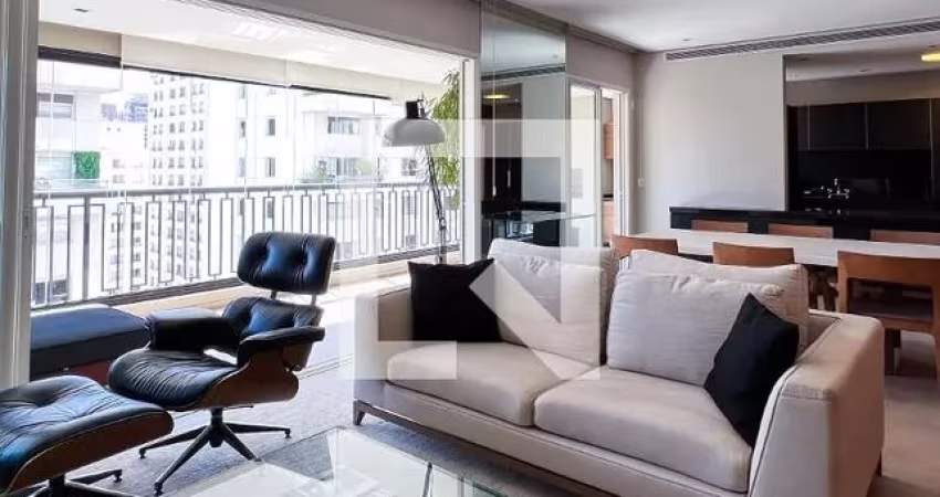 Apartamento à venda em Itaim Bibi com 158 m², 3 quartos, 3 suítes, 3 vagas