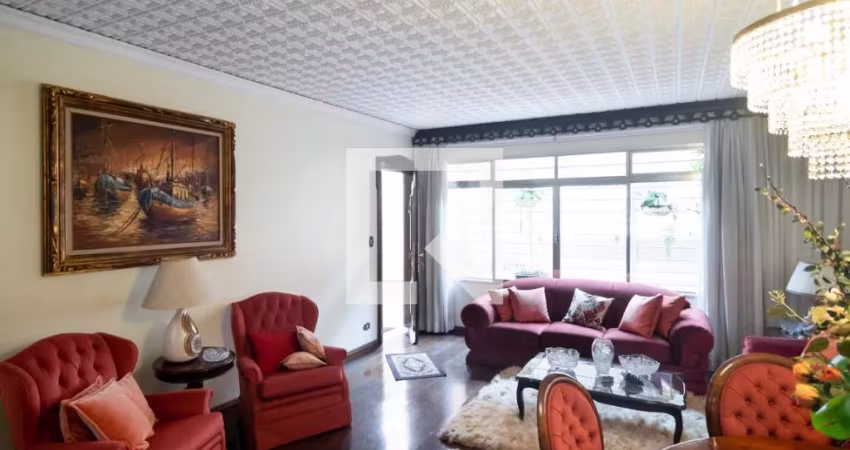 Casa à venda com 200m², 3 quartos e 2 vagas