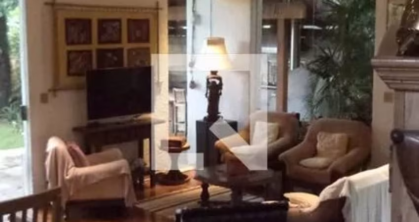 Casa à venda com 500m², 6 quartos e 5 vagas