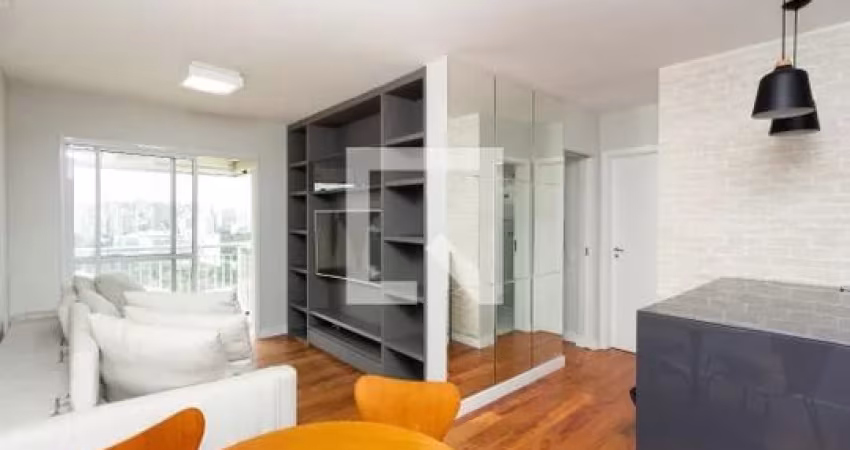 Apartamento no 19º andar mobiliado com 2 dormitórios e 2 garagens