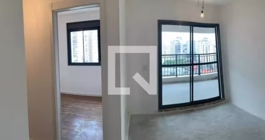 Apartamento no 16º andar com 1 dormitório e 1 garagem