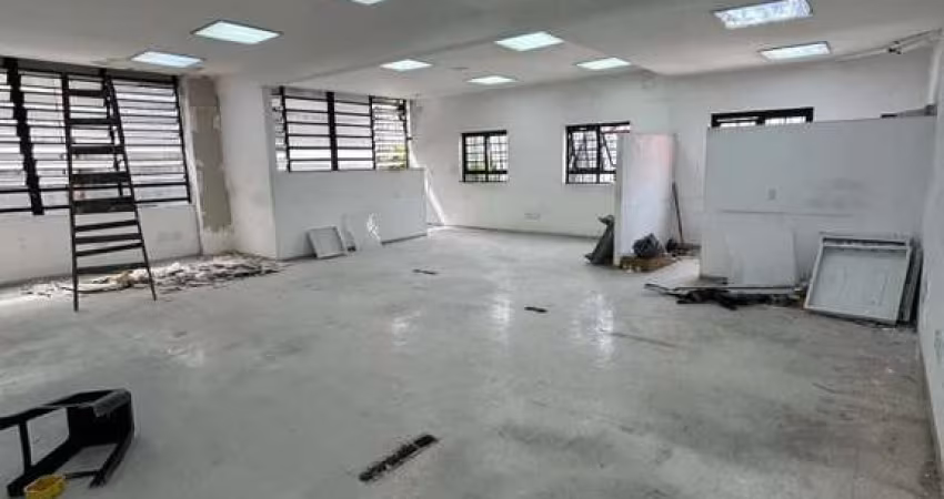 Galpão para Locação em São Paulo, Vila Andrade, 3 banheiros, 6 vagas