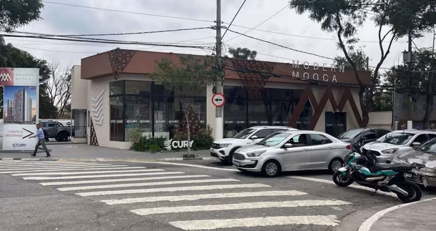 Terreno à venda na Rua Clímaco Barbosa, Cambuci, São Paulo