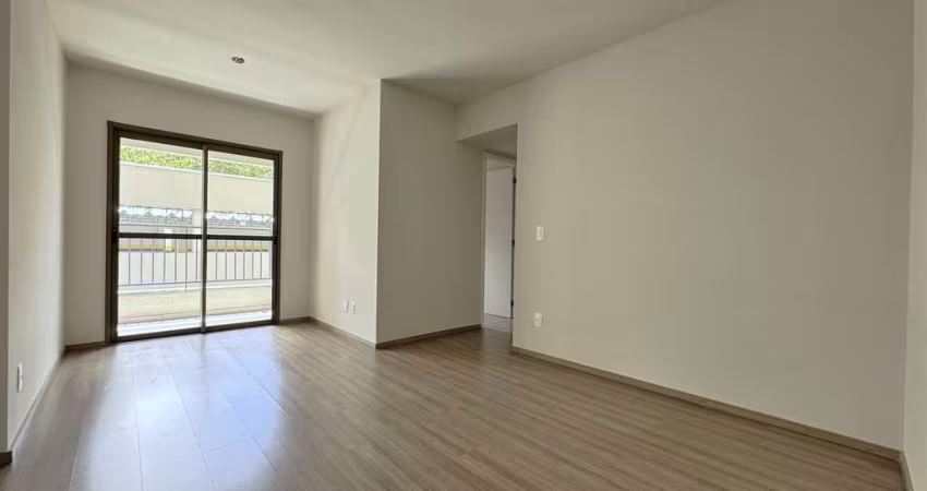 Apto de 2 Dormitórios, c/ sacada com churrasqueira - Gleba Palhano, Londrina, PR