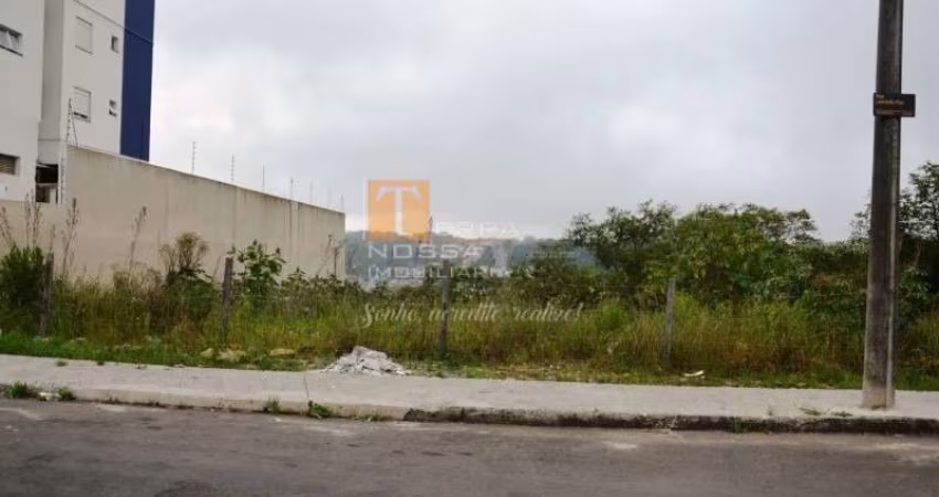 Terreno à venda na Avenida Amabile Faoro Marcon, Planalto, Caxias do Sul