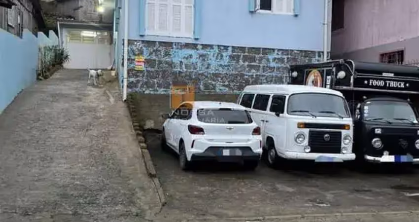 Casa 04 dormitórios, bairro reolon em caxias do sul - rs