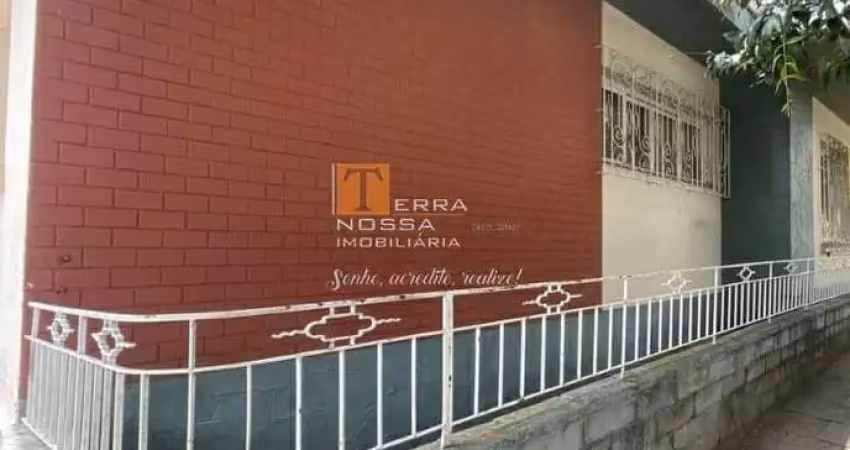 Casa de esquina com 03 dormitórios para locação, bairro cristo redentor em caxias do sul - rs