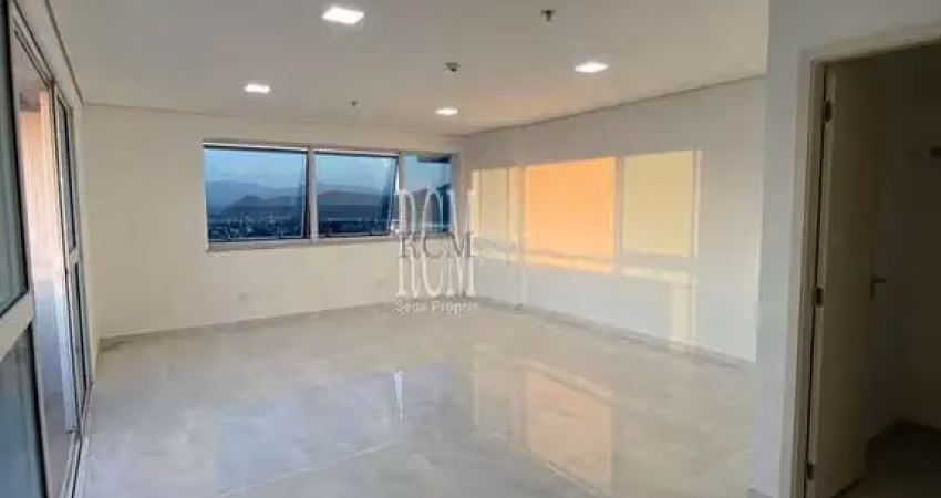 Sala comercial para alugar na Rua Benjamin Constant, 61, Centro, São Vicente