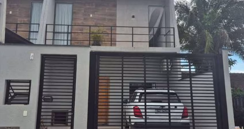 Sobrado de 3°-  3 dormitórios sendo 1 suíte, mobiliado e com ofuro Cromoterapia