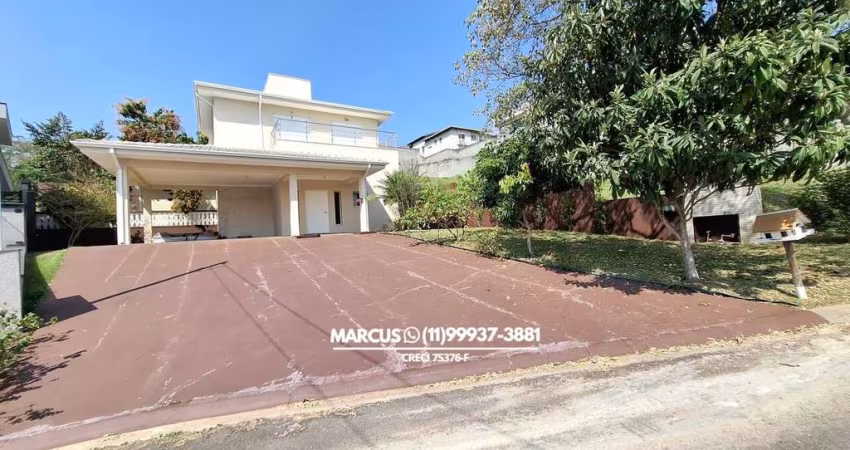Casa em Condomínio Fechado na Granja Viana com 4 Suítes, 8 Vagas, Piscina. FL23