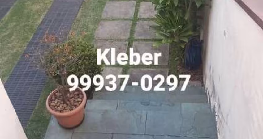 VENDO SOBRADO FL42