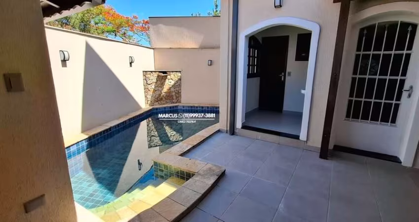 SOBRADO NO JAGUARÉ C/ 3 DORMS; SUÍTE, 2 VAGAS E PISCINA. FL23