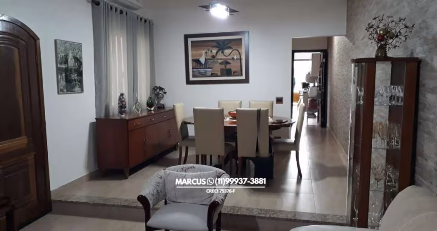 CASA NO JD. PERI PERI METRÔ V. SÔNIA C/ 225 M² 3 QUARTOS; 1 SUÍTE 2 VAGAS. FL23