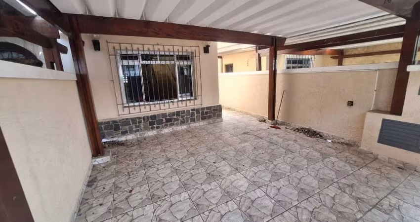 Sobrado 3 dormitórios e 2 vagas FL14
