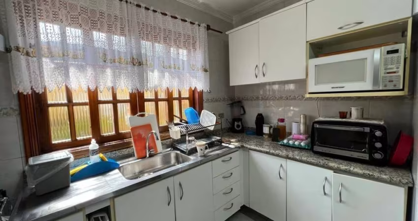 CASA NO BUTANTA COM 200M² 3 QUARTOS 3 SUITES 3 VAGAS FL15