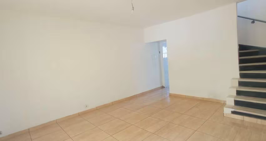 VENDO CASA SOBRADO FL-42