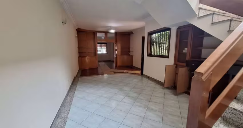 Sobrado jardim peri peri: 210 metros, 4 dormitórios, 3 vagas