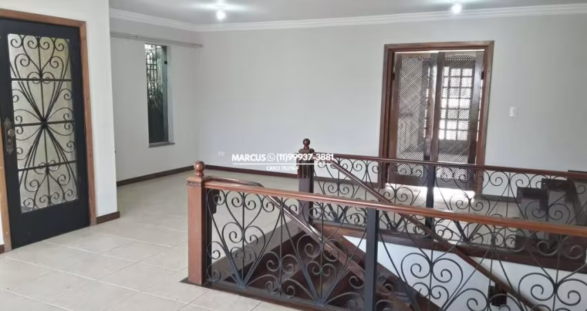 Vila São Francisco 4 dormitórios todos com armários, sendo 02 suítes com closet. FL23