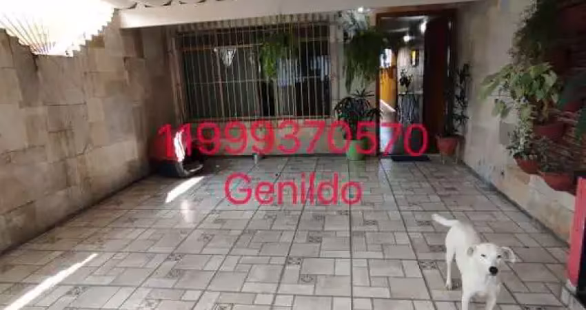 Sobrado mobiliado 3 quartos 4 vagas quintal edicula deposito próximo do metro aceita pet fl55